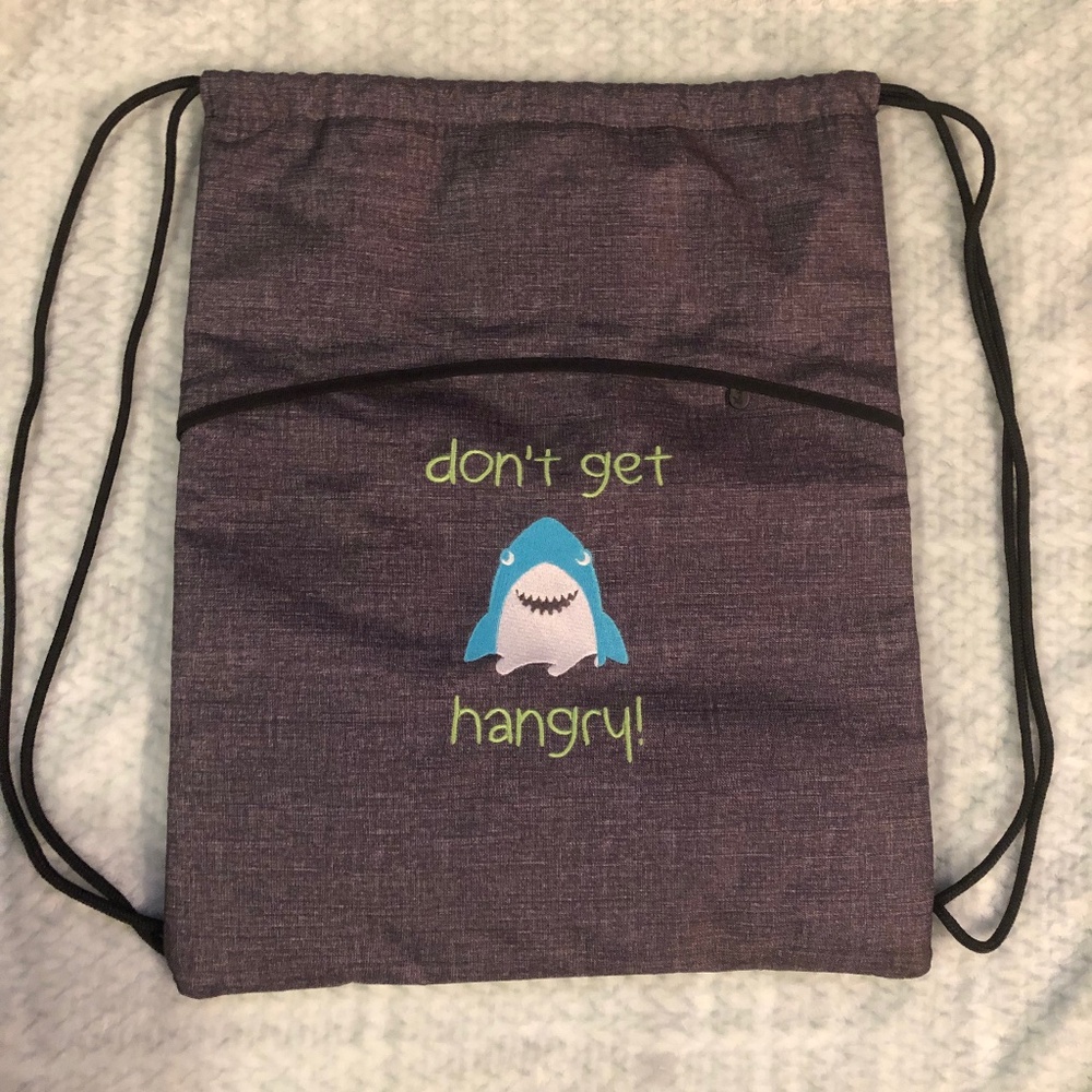 Thirty-One Thermal Cinch Backpack Shark Bag 31 Gifts Summer Kids Lunch Picnic